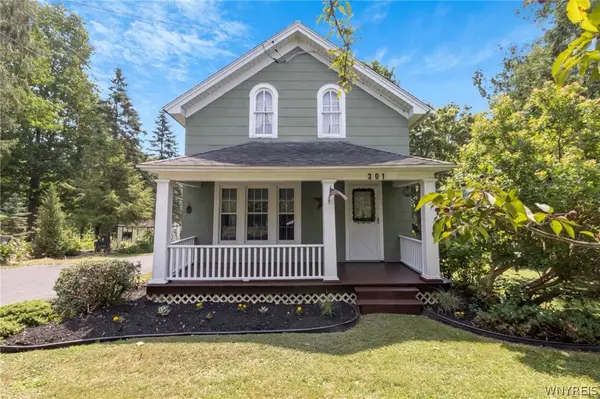 301 Bennett Road, Buffalo, NY 14227