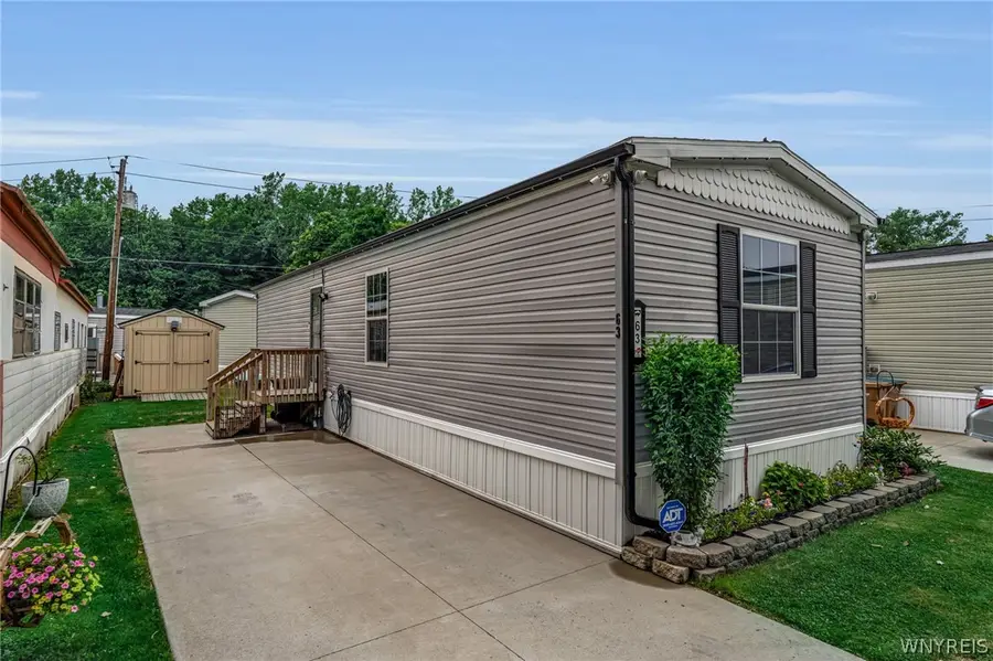 2296 Union Road #63, Cheektowaga, NY 14227 - #2