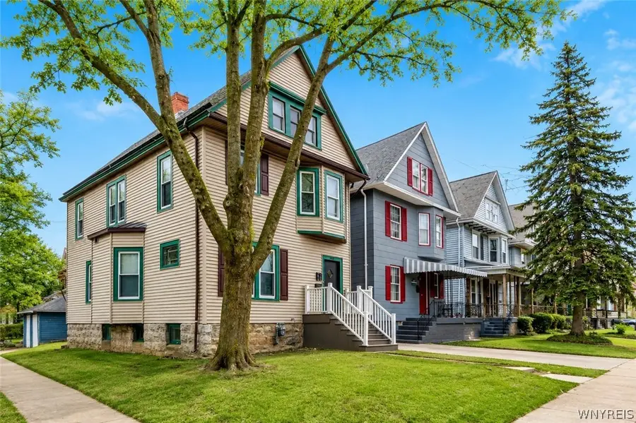 390 W Delavan Avenue, Buffalo, NY 14213 - #2