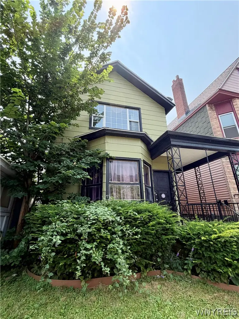 61 York Street, Buffalo, NY 14213 - #1