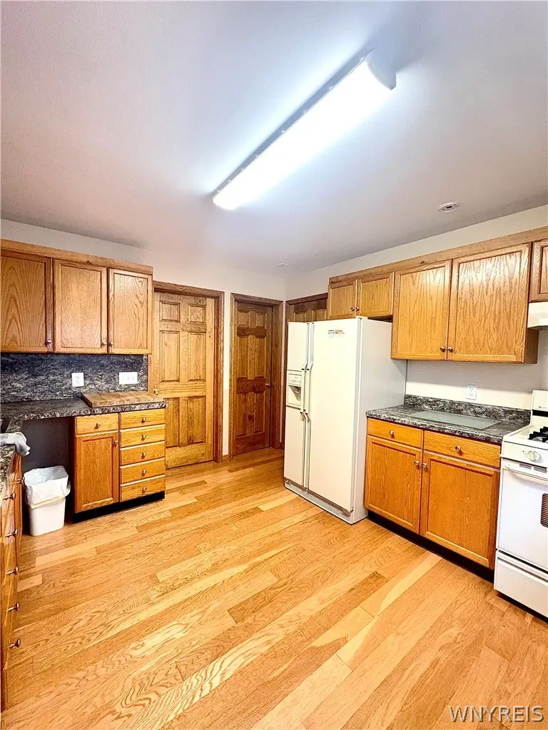 35 Parkridge Avenue, Buffalo, NY 14215 - #3