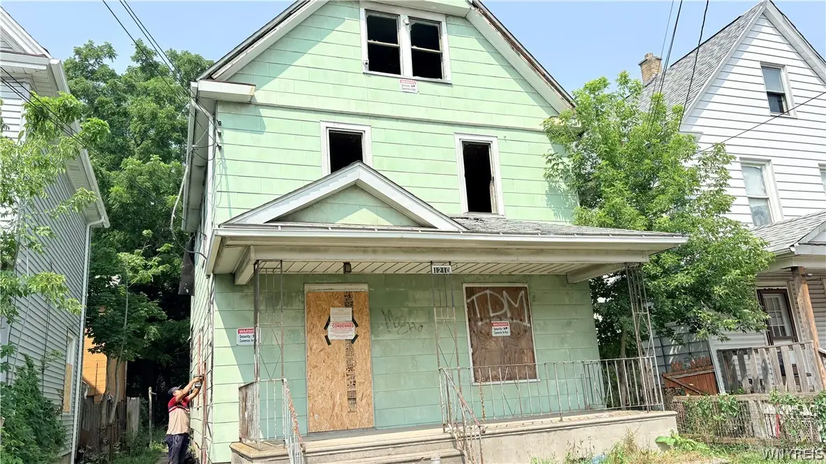 1210 19th Street, Niagara Falls, NY 14301 - #1