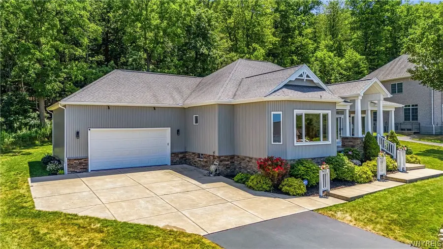 4933 Big Vista Drive, Lewiston, NY 14092 - #3