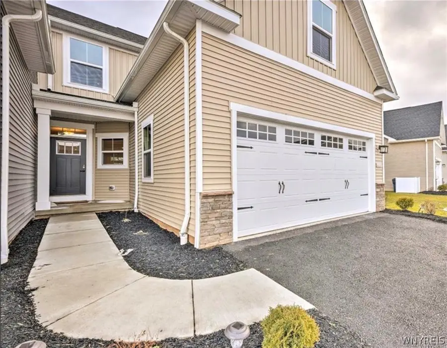 173 Sandstone Circle, Grand Island, NY 14072 - #2