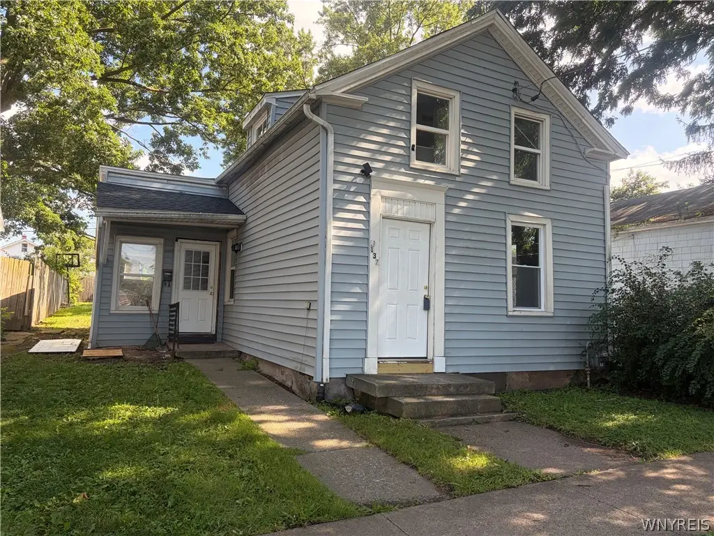 137 Chestnut Street, Lockport, NY 14094 - #1