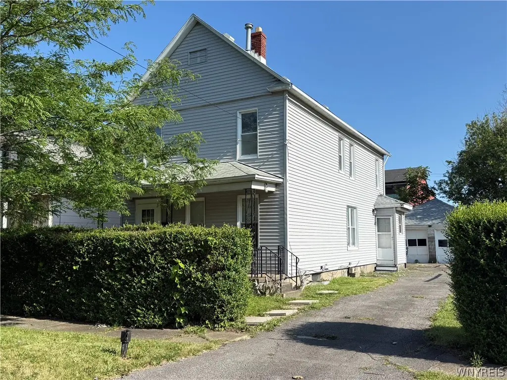 1246 Calumet Avenue, Niagara Falls, NY 14305 - #1