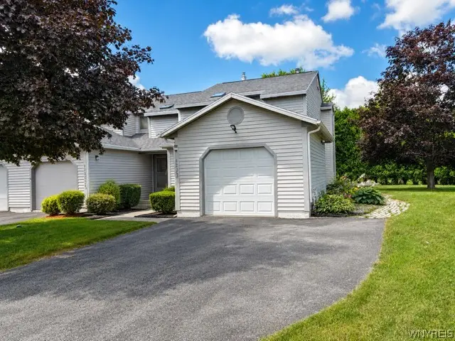 8226 Beehive Circle, Liverpool, NY 13090 - #1