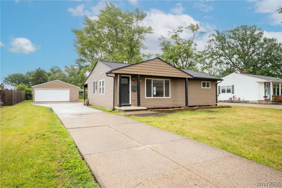 207 Pryor Avenue, Tonawanda, NY 14150 - #2