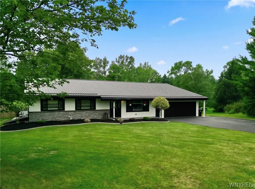 5189 Bussendorfer Road, Orchard Park, NY 14127 - #1