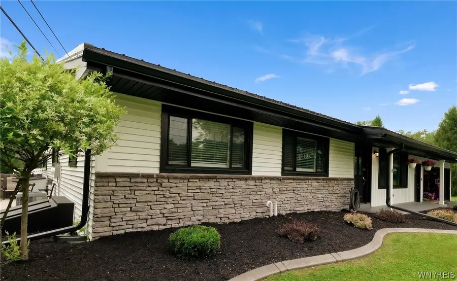 5189 Bussendorfer Road, Orchard Park, NY 14127 - #2