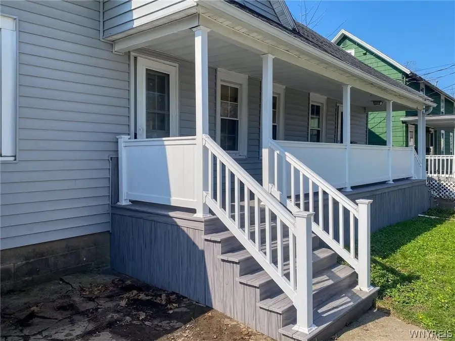 3 Oakwood Avenue, Lancaster, NY 14086 - #3