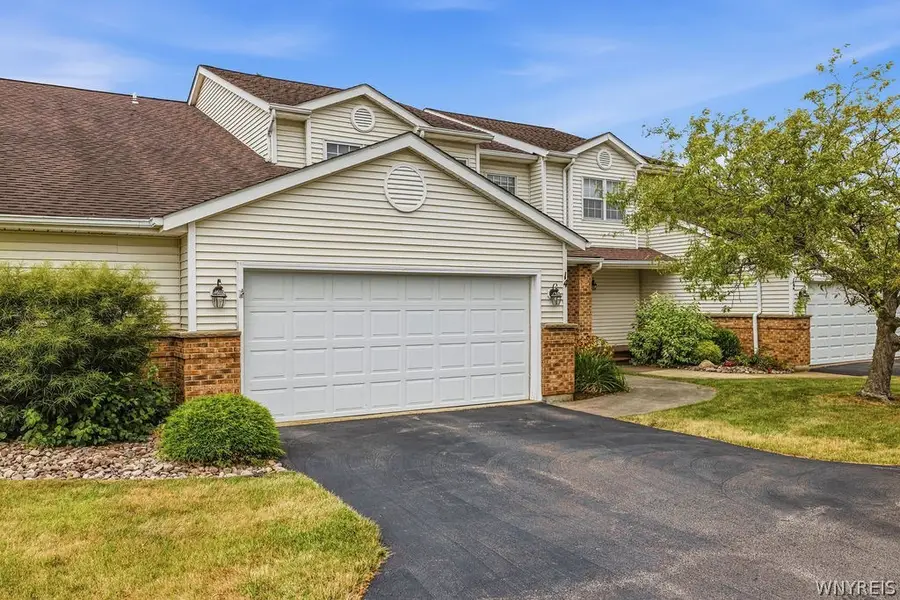 14 Southwick Drive, Orchard Park, NY 14127 - #2