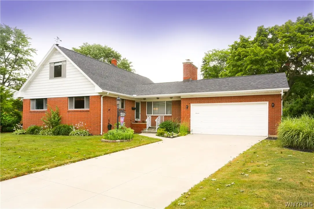 11 Hunting Road, Buffalo, NY 14215 - #1