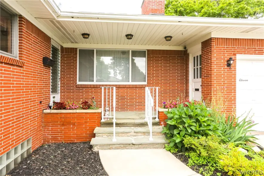 11 Hunting Road, Buffalo, NY 14215 - #2