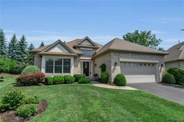 267 Lord Byron Lane, Williamsville, NY 14221