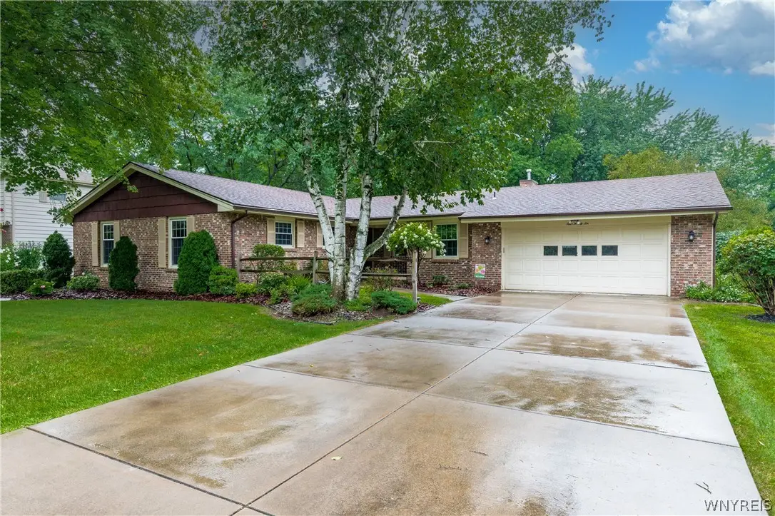 426 Hawthorne Place, Youngstown, NY 14174 - #1