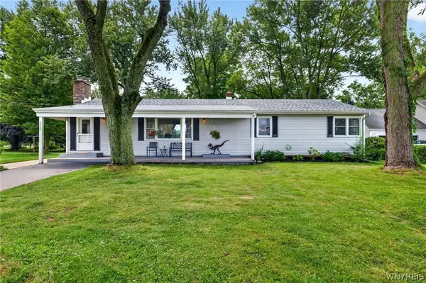 3916 Lockport Road, Sanborn, NY 14132