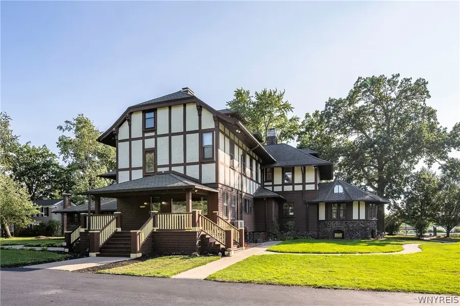2196 W Oakfield Road, Grand Island, NY 14072 - #2