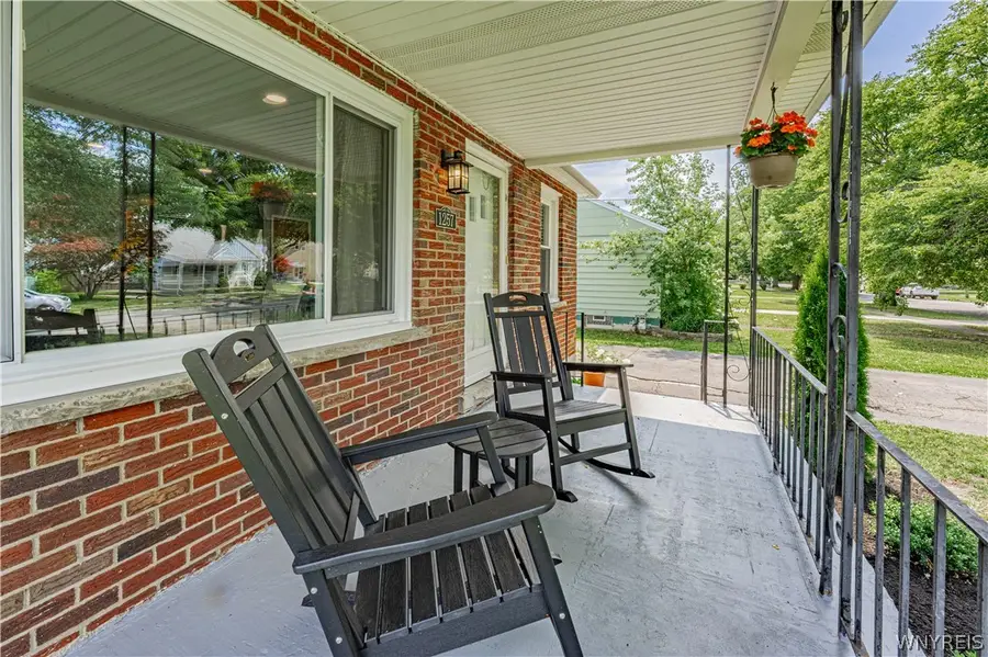 1257 93rd Street, Niagara Falls, NY 14304 - #3