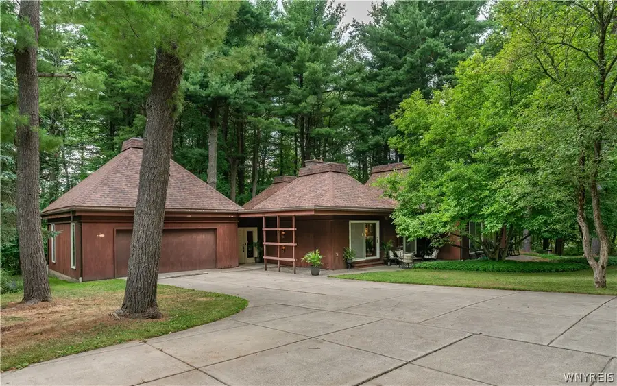 5 Lennys Lane, Orchard Park, NY 14127 - #3