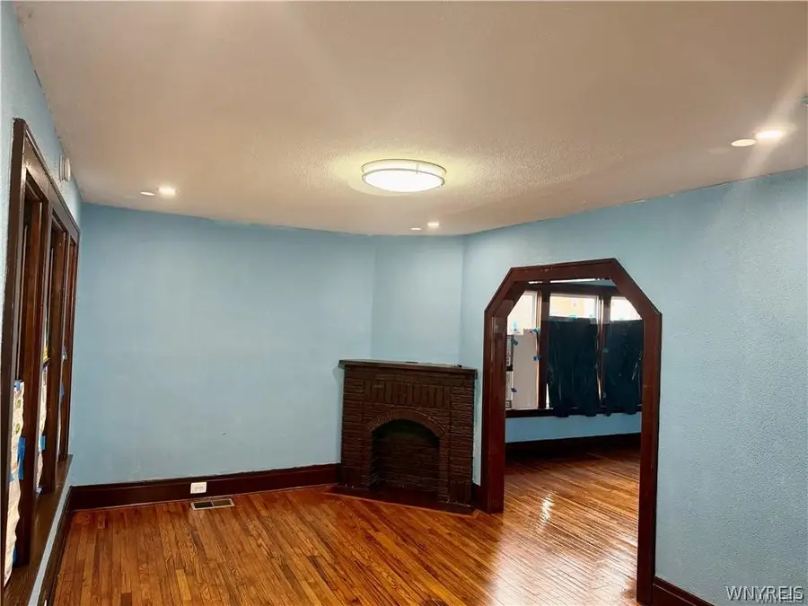 484 Dartmouth Avenue, Buffalo, NY 14215 - #3