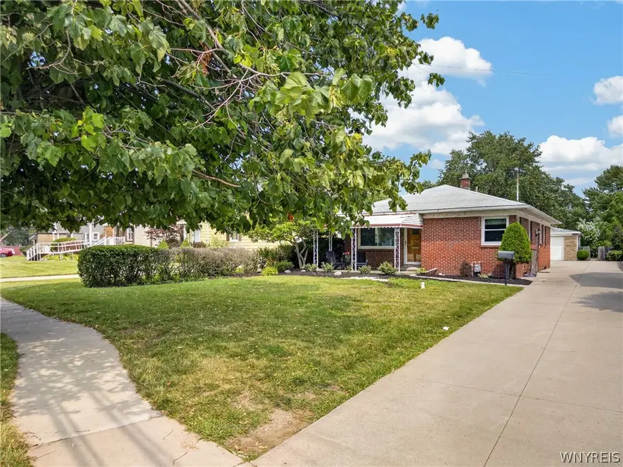 861 Beach Road, Buffalo, NY 14225 - #2