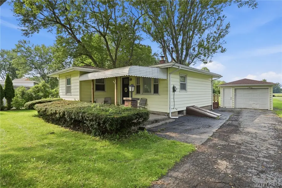5543 Mapleton Road, Lockport, NY 14094 - #2