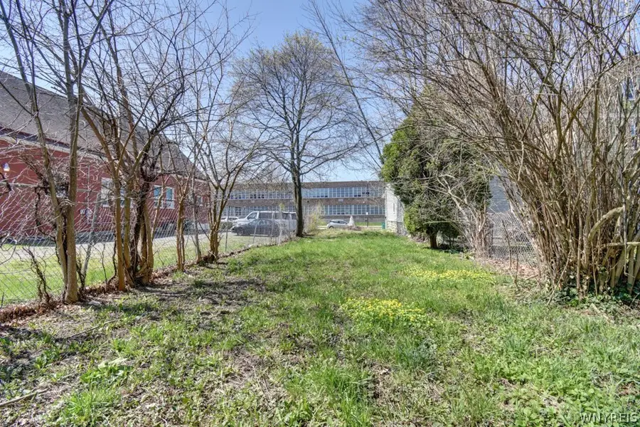 33 Bremen Street, Buffalo, NY 14213 - #2