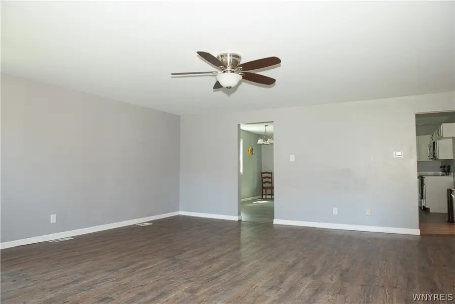 4454 Central Avenue, Gasport, NY 14067 - #3