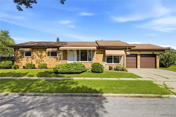 301 Homecrest Drive, Buffalo, NY 14226