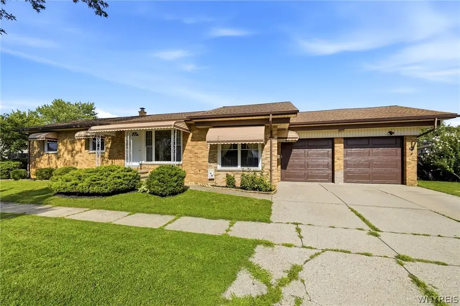 301 Homecrest Drive, Buffalo, NY 14226 - #3
