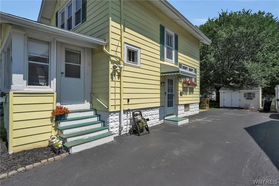 811 91st Street, Niagara Falls, NY 14304 - #2