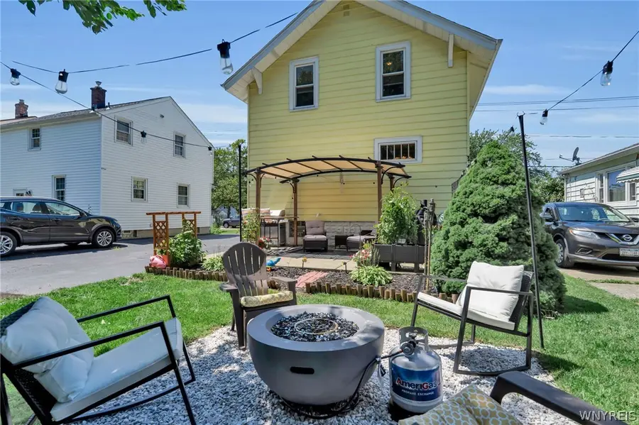 811 91st Street, Niagara Falls, NY 14304 - #3