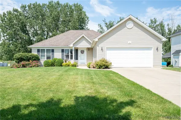 16 Garnet Drive, Buffalo, NY 14227