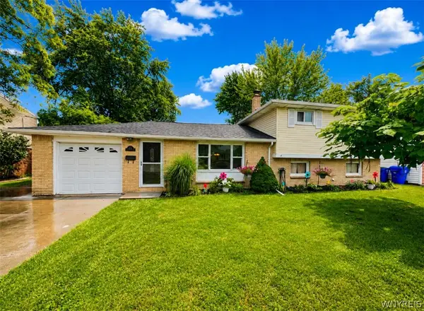 53 Fieldcrest Court, Buffalo, NY 14224