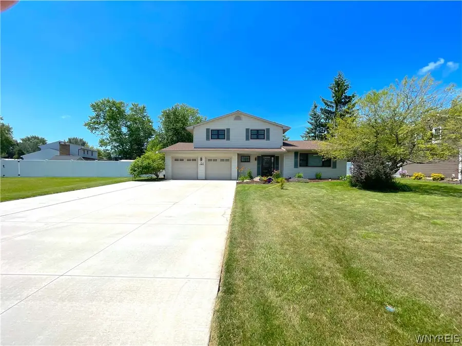 84 Regency Drive, Grand Island, NY 14072 - #2