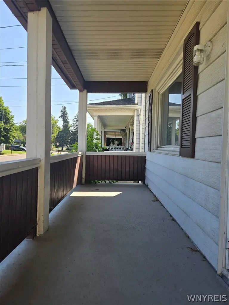 1869 Cleveland Avenue, Niagara Falls, NY 14305 - #2