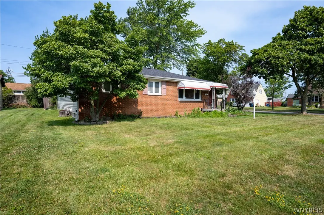 200 Margaret Road, Buffalo, NY 14226 - #1