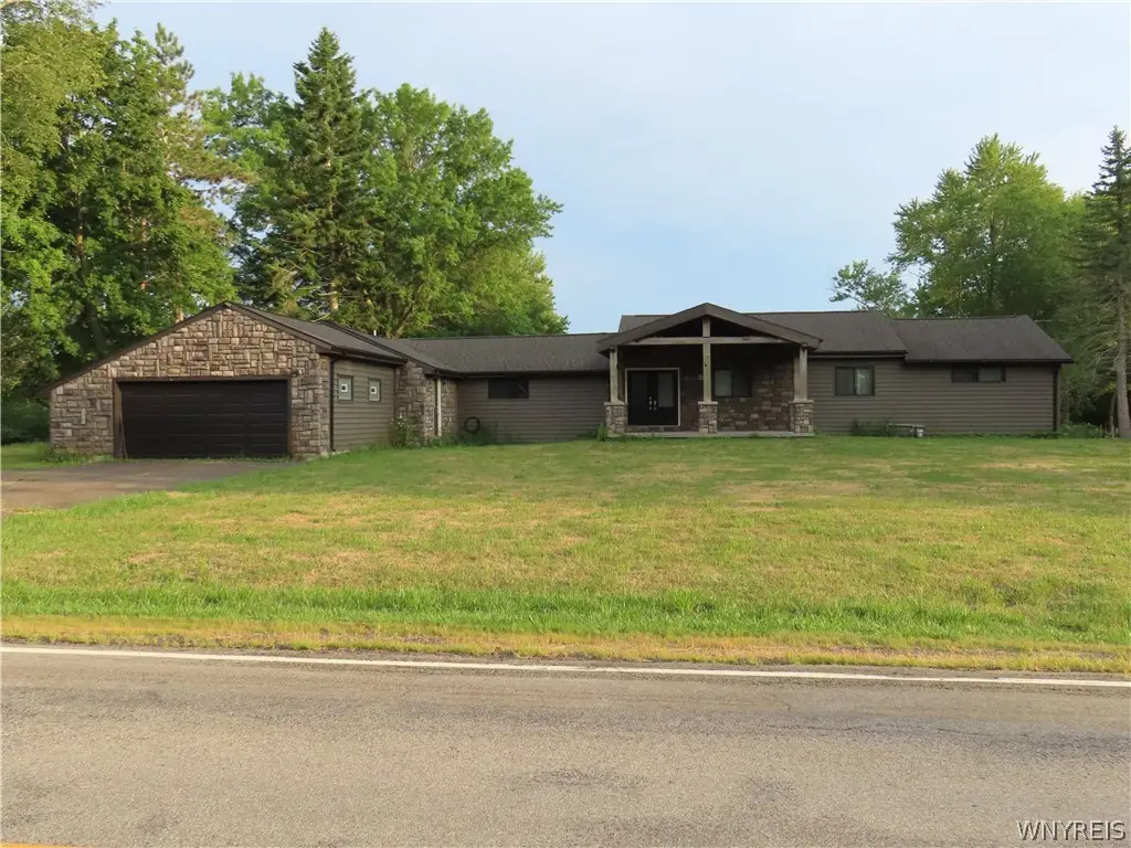 1357 Sturgeon Point Road, Derby, NY 14047 - #1