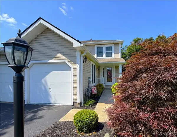 111 Courtshire Lane, Penfield, NY 14526