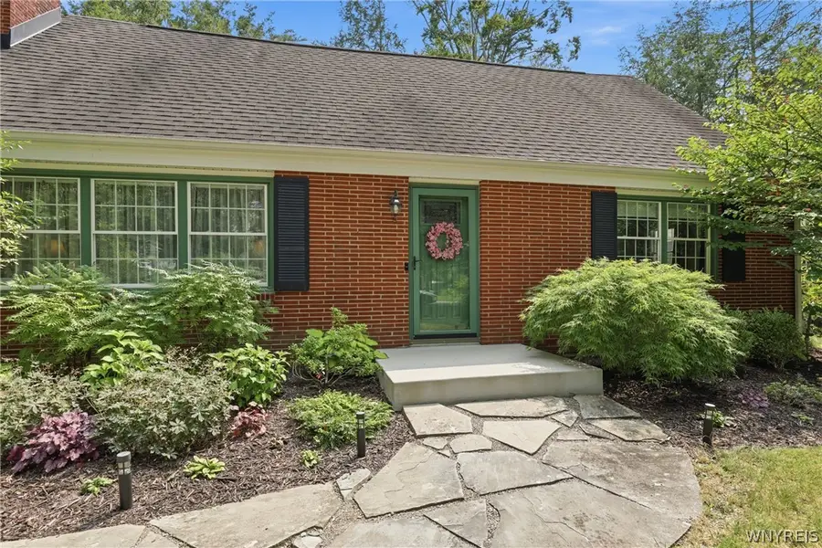 77 South Lane, Orchard Park, NY 14127 - #3