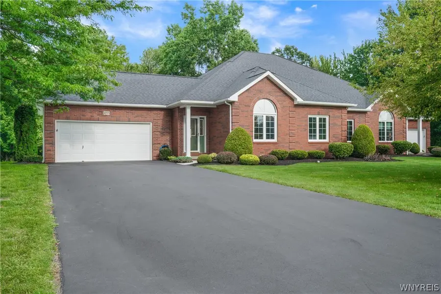 4855 Waterford Place, Lockport, NY 14094 - #3
