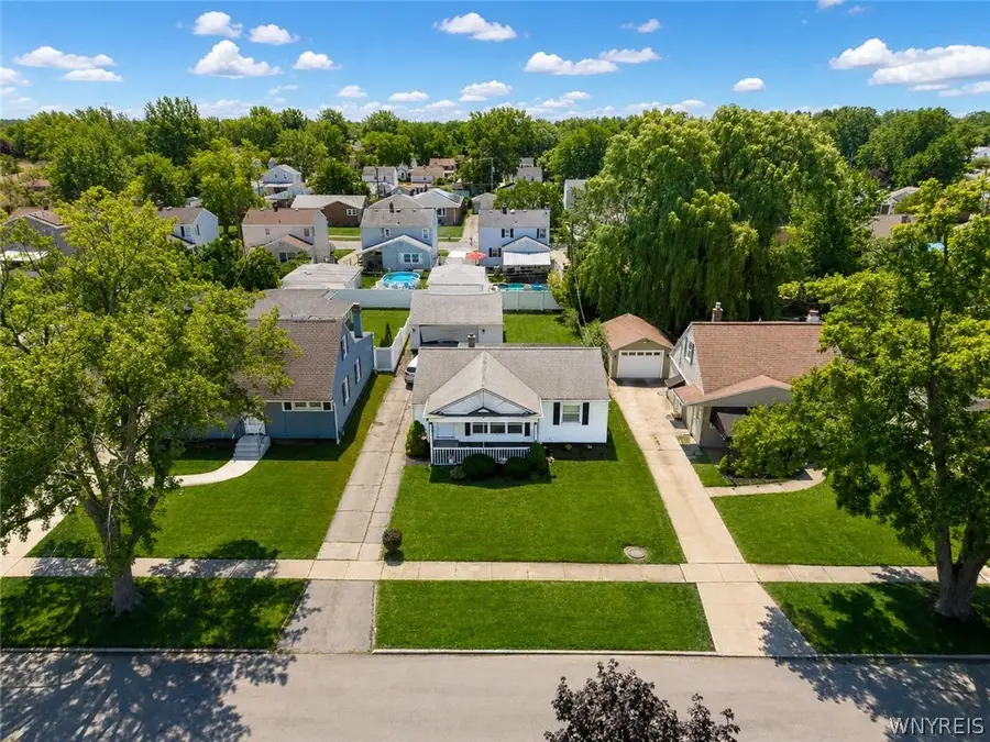 47 Warburton Place, Buffalo, NY 14223 - #2