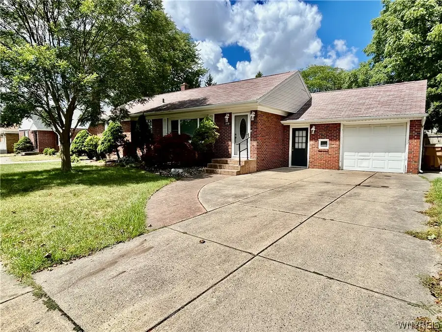 220 Treehaven Road, Buffalo, NY 14215 - #2