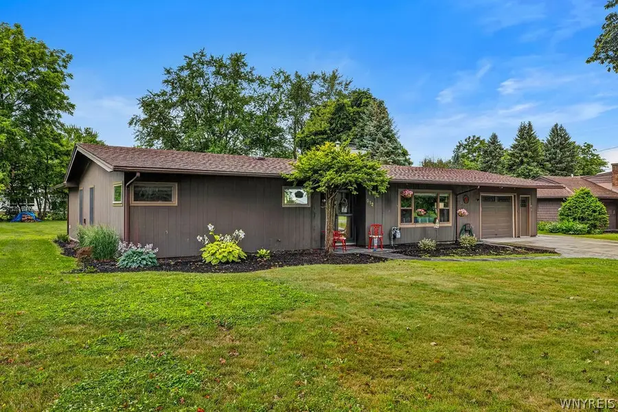 912 Escarpment Drive, Lewiston, NY 14092 - #2