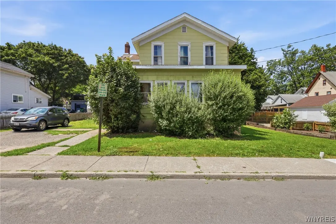 16 Park Place, Lockport, NY 14094 - #1