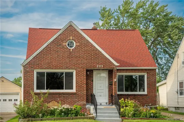 223 Renwood Avenue, Buffalo, NY 14217
