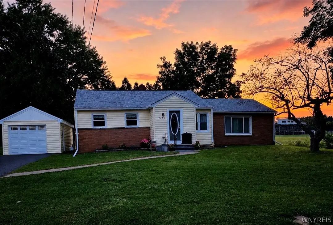 5656 Locust Street Extension, Lockport, NY 14094 - #1