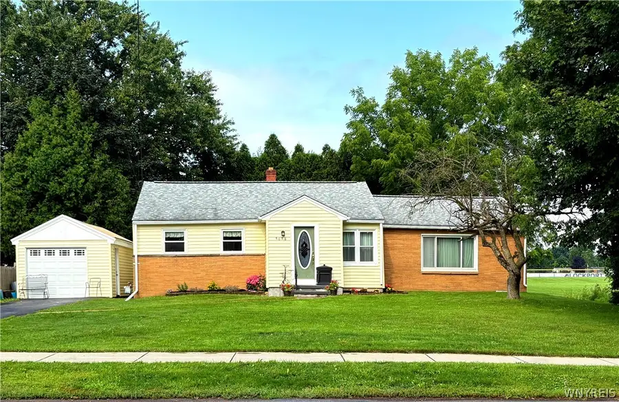5656 Locust Street Extension, Lockport, NY 14094 - #2