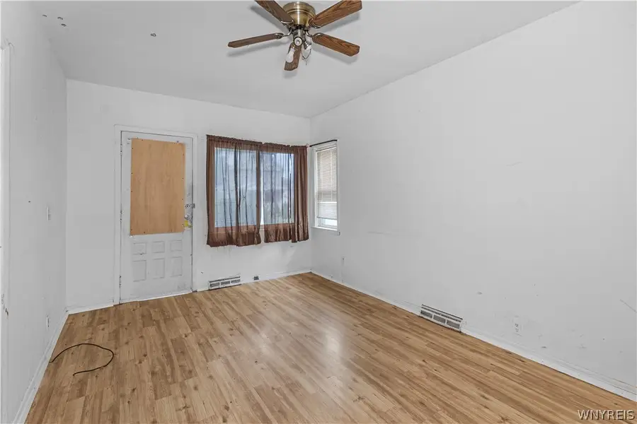 2909 Ferry Avenue, Niagara Falls, NY 14301 - #2